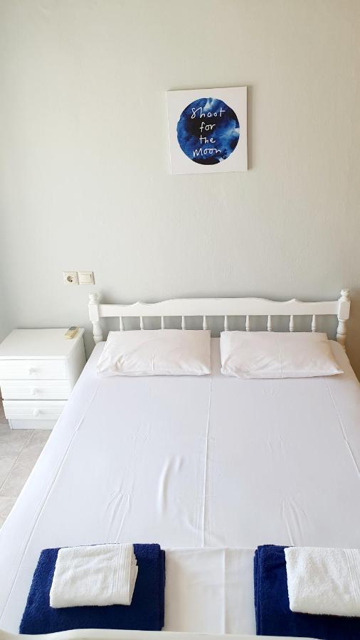 Seaside Luxury Suites By Sarigianni Paralía Pokoj fotografie